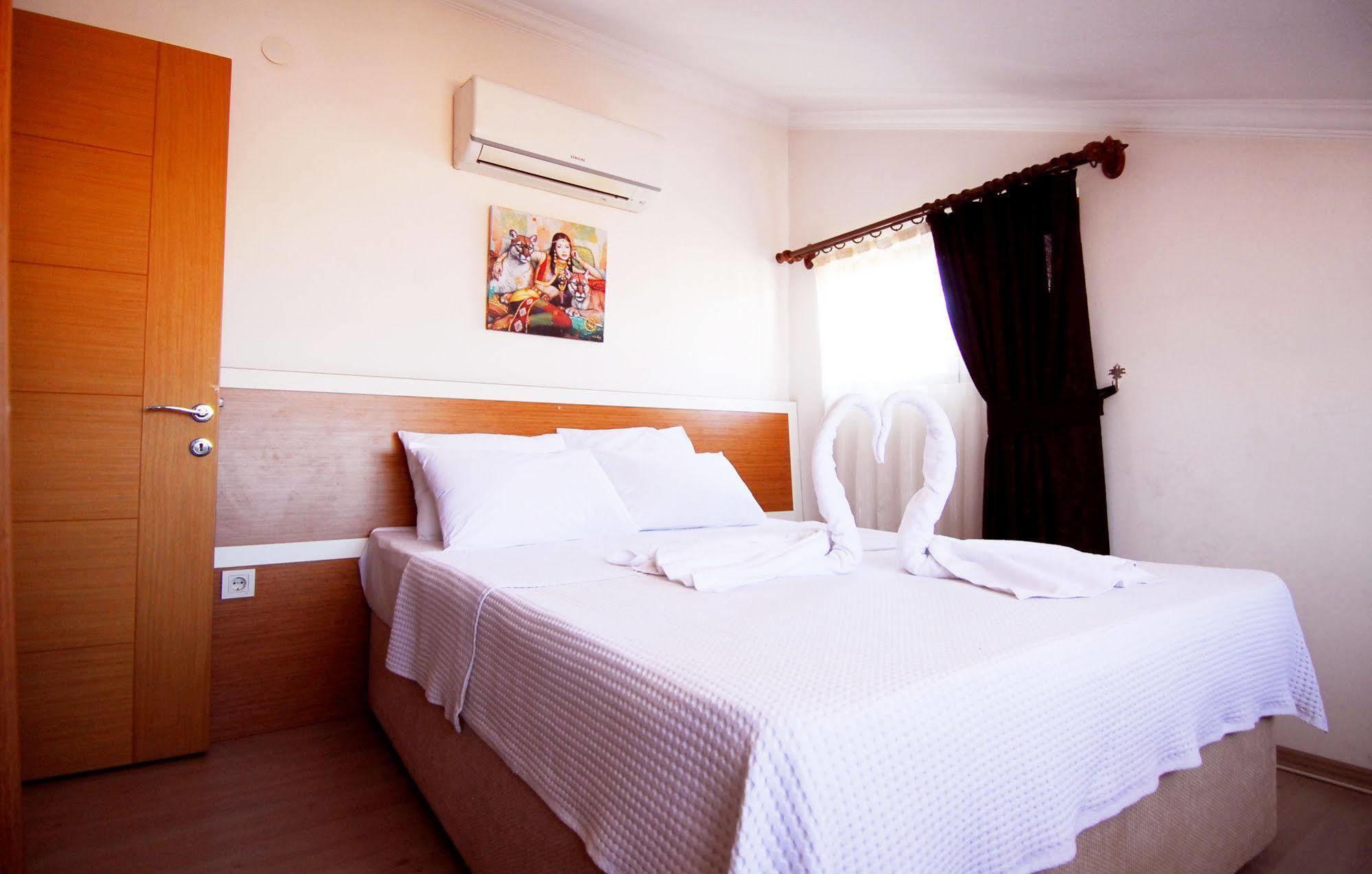 Lidya City Hotel Fethiye Ngoại thất bức ảnh